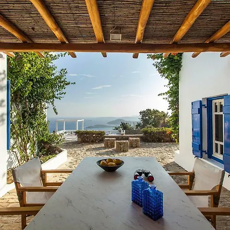 Amazing 5bed In Agios Lazaros Mykonos